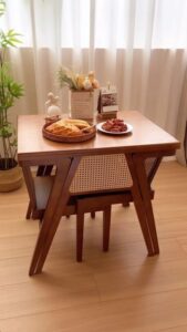 Bàn Ăn Xếp Gọn – Mở Khi Cần, Ẩn Khi Không 61 Ban-An-Xep-Gon