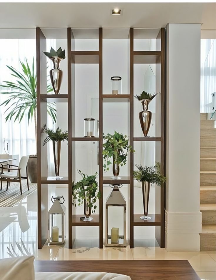 Vach-Ngan-Phong-Khach